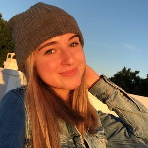 Meet your Posher, Bailey